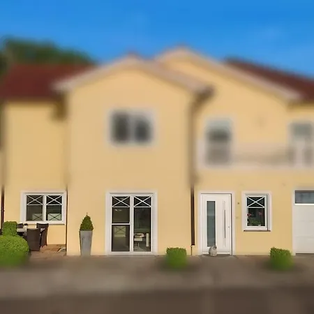 Apartman Ferienwohnung, Neu Eingerichtet, 5 Km Zur Mosel Rivenich